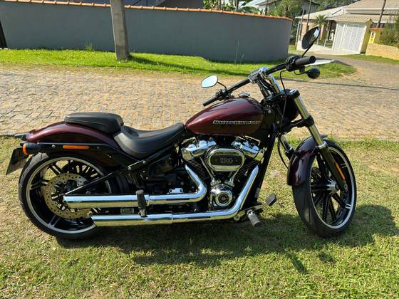 HARLEY-DAVIDSON SOFTAIL BREAKOUT 114 HARLEY-DAVIDSON SOFTAIL BREAKOUT 114